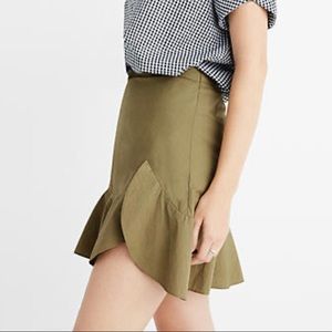 Madewell olive / army green ruffle wrap mini skirt size 8